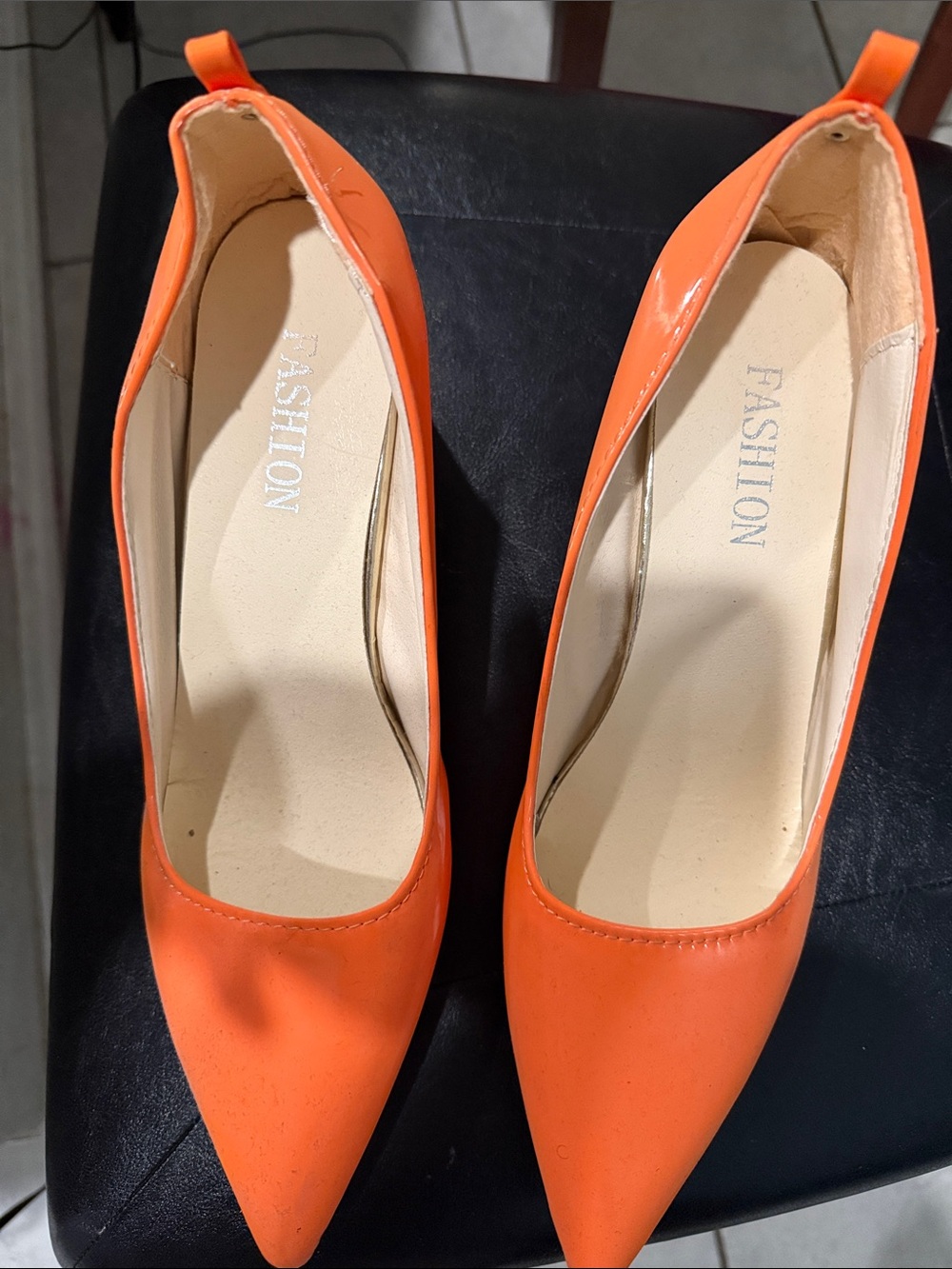 FASHION Orange Pointed-Toe Patent Pumps